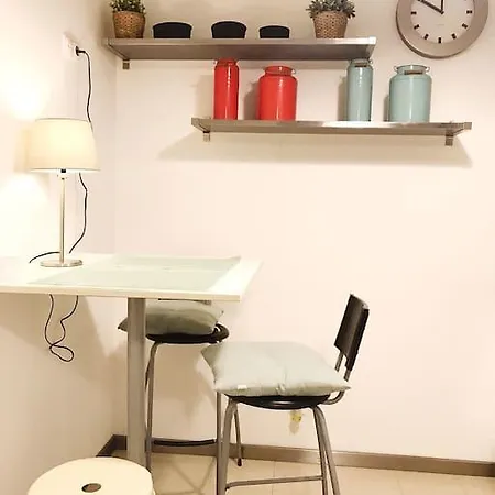 Modern 3bed 2bath With Garden & Swimming Pool 公寓